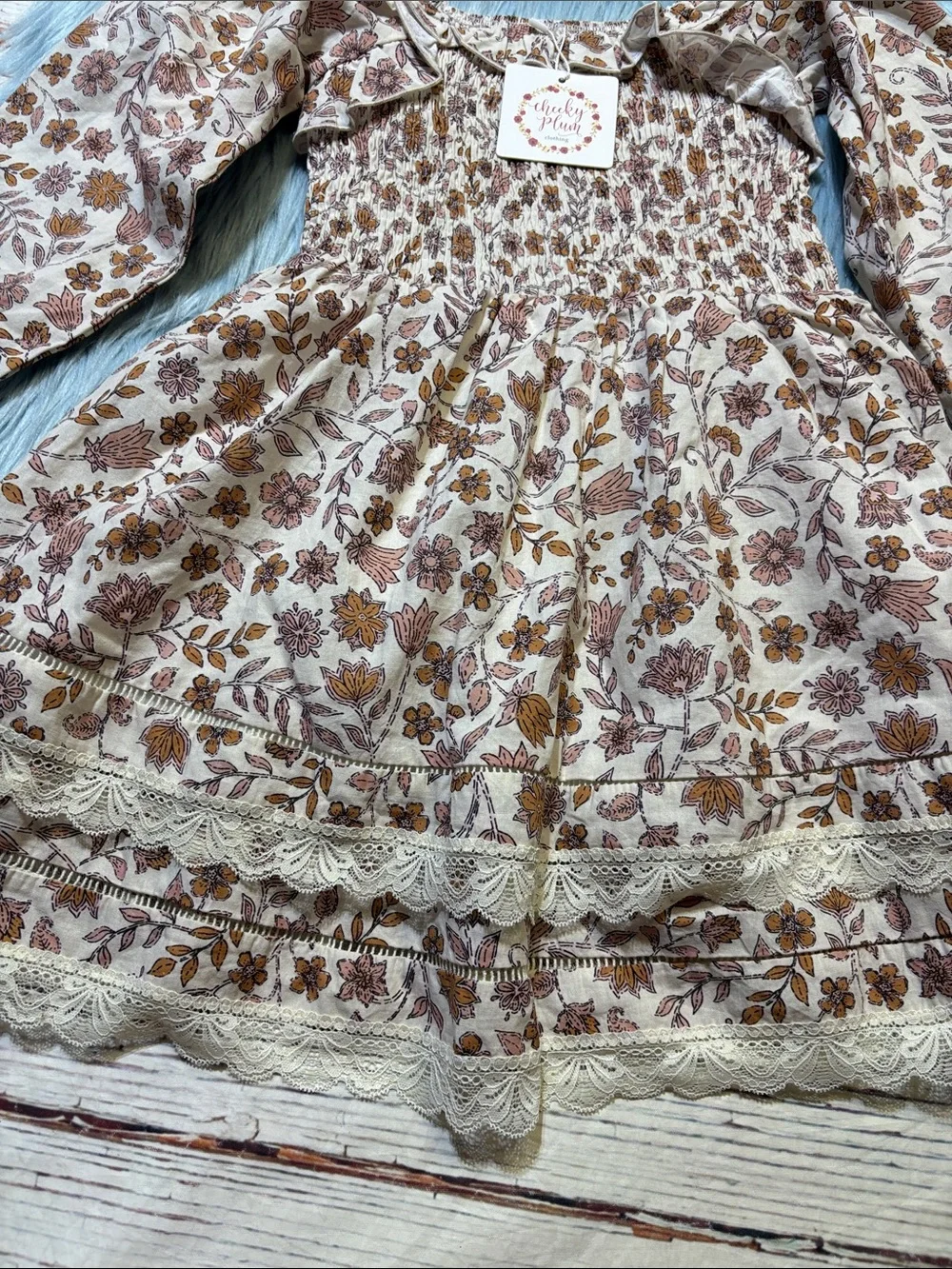 NWT cheeky plum Cream Floral Smocked Top with Mauve Trim SZ 5T